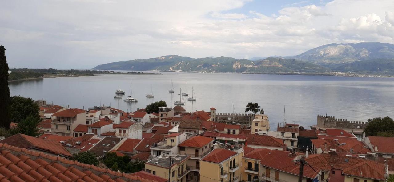 Clock'S House Apartment Nafpaktos Exterior photo